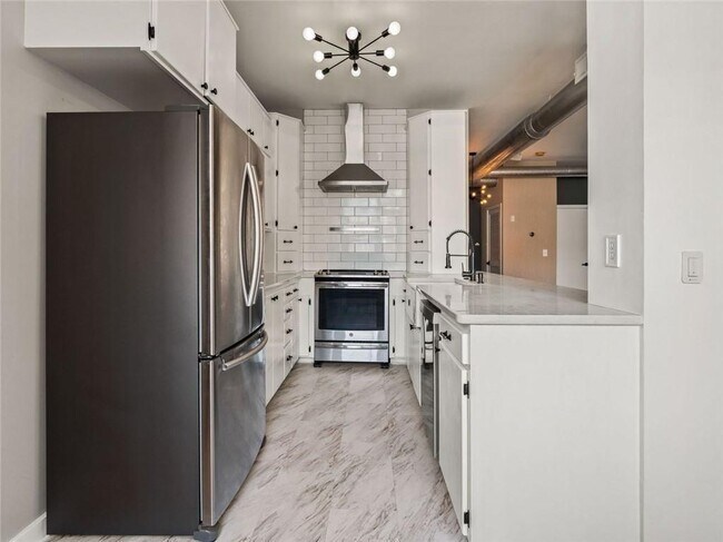 Building Photo - 800 Peachtree St NE