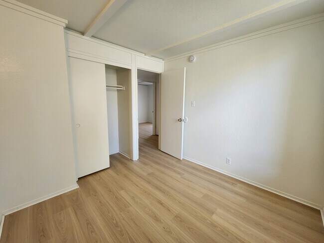 Building Photo - 3547 Bengal Blvd
