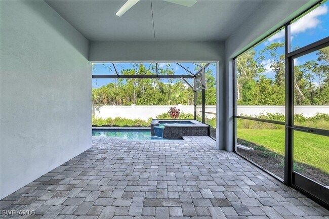 Building Photo - 8921 Yucatan Ct