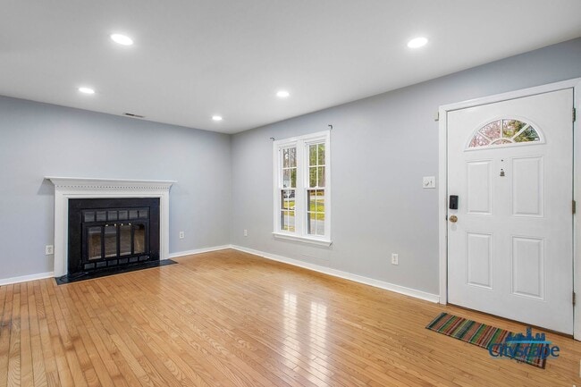 Building Photo - ADORABLE RANCHER IN CHESTERFIELD