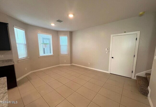 Building Photo - 5849 Dalhart Dr