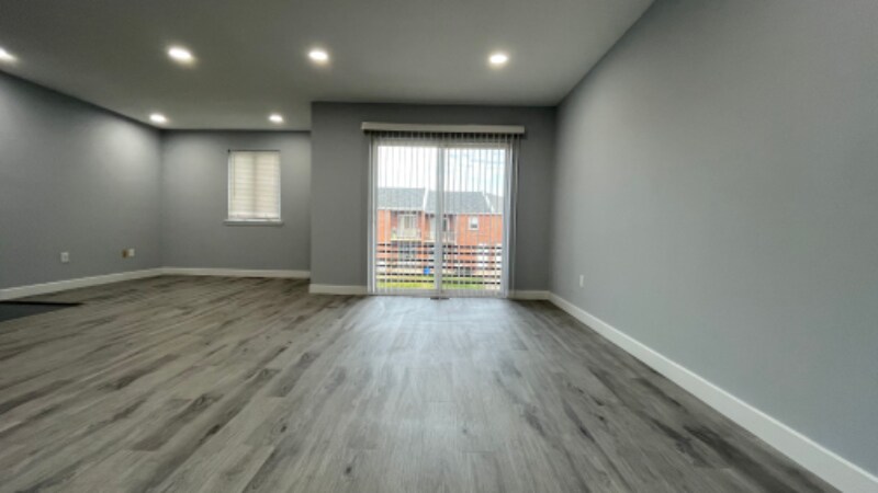 Building Photo - 9144 Ellie Dr
