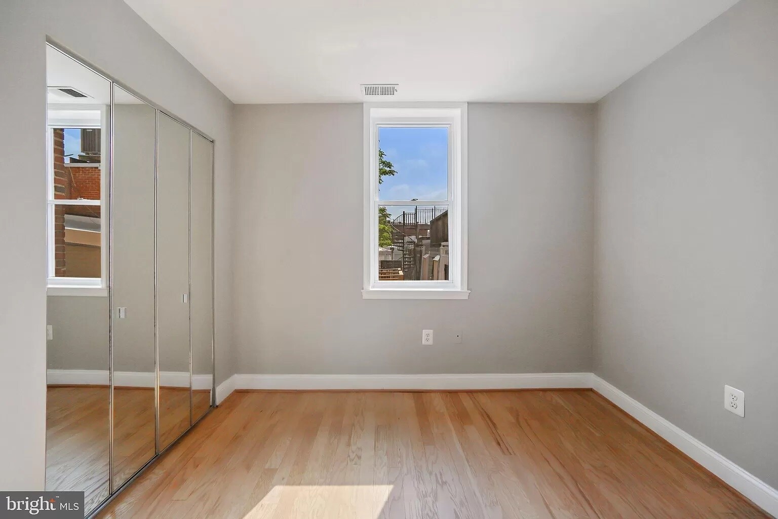 bedroom - 1731 Willard St NW
