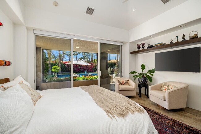 Building Photo - 79120 Fox