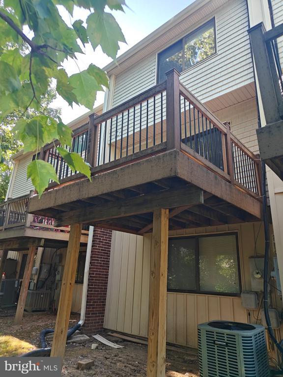 Building Photo - 15245 Coachman Terrace