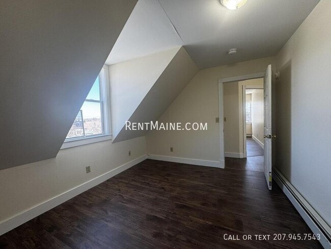 Building Photo - 3 Summer St