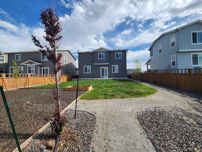 Building Photo - 6259 Bauer Wy