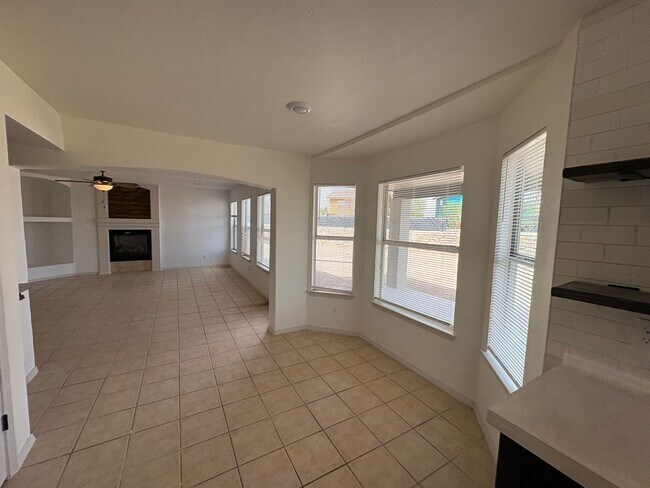 Building Photo - 418 Ephesus Ct