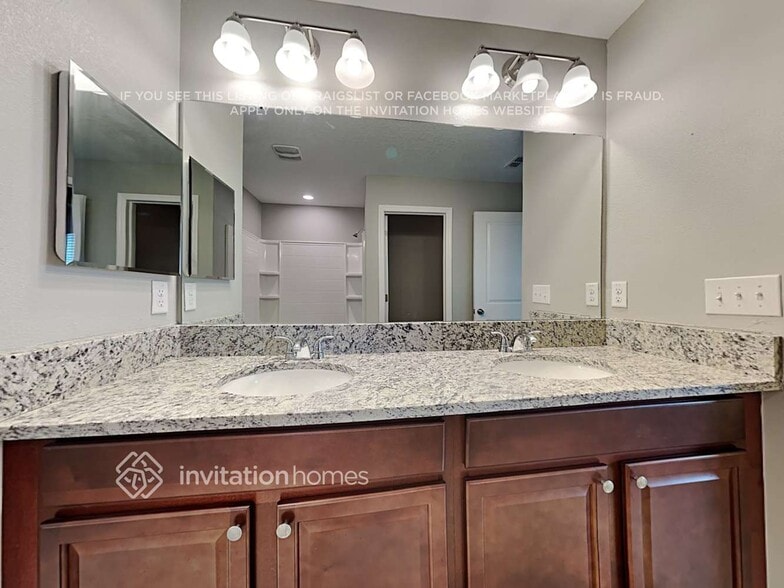 Building Photo - 205 English Heritage Pl