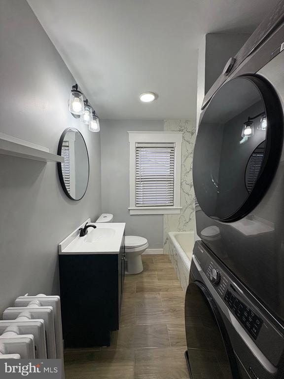 Building Photo - 1224 Newton Ave