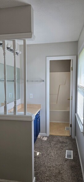Building Photo - 804 Zadock Dr