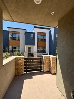 Building Photo - Stunning 4 Bed Plus Office, 3.5 Bathroom Townhome Walking Distance to Bart