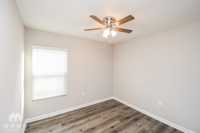 Building Photo - 12372 Cherry Bluff Dr