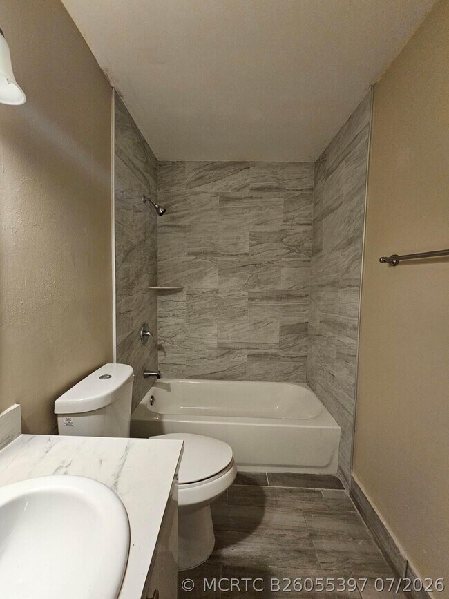 Building Photo - 4859 Orleans Ct