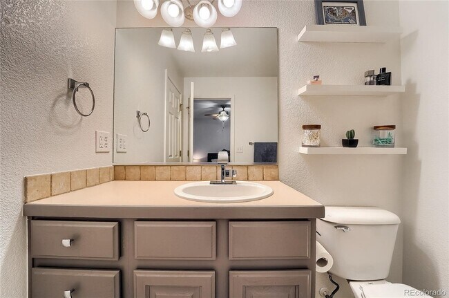 Building Photo - 1320 61st Ave