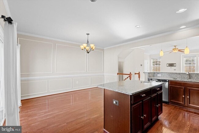 Building Photo - 4382 Daisy Reid Ave