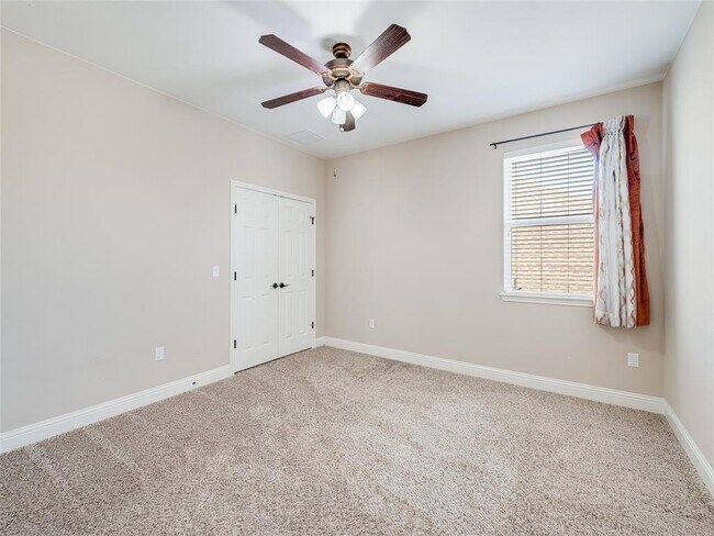 Building Photo - 14317 Laurinburg Dr
