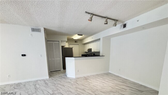 Building Photo - 8265 Ibis Club Dr