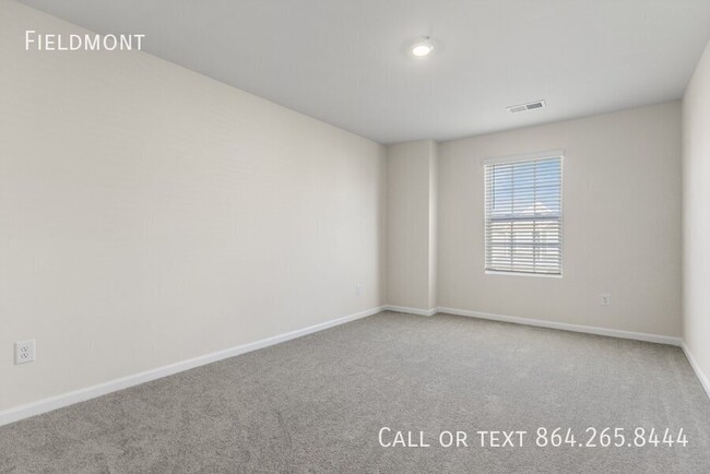 Building Photo - Charming 4-Bed, 3-Bath Townhome with High-...