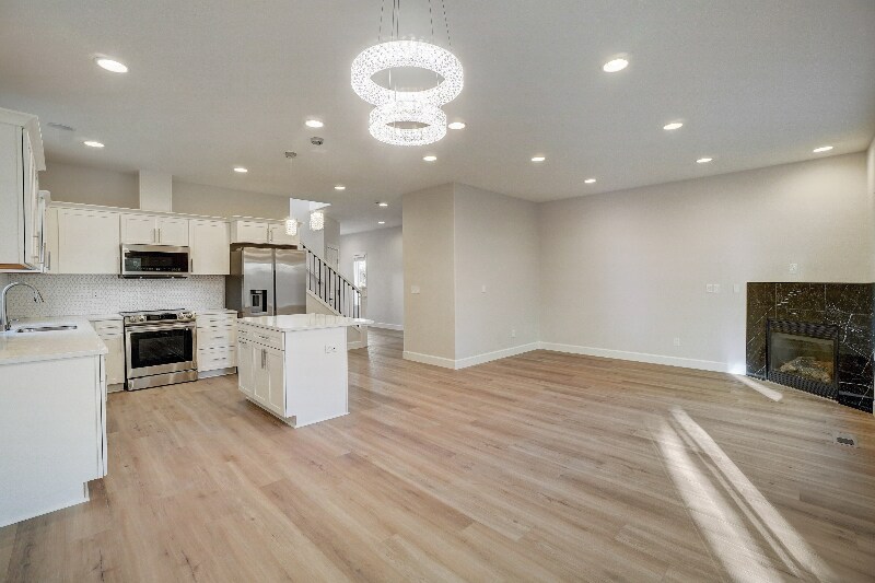 Building Photo - 7412 NE 58th Way