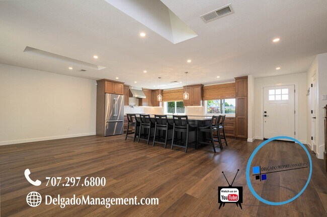 Building Photo - Lovely Benicia 4 Bedroom Home