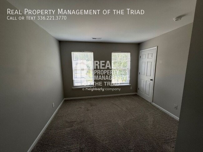 Building Photo - 6106 Boxelder Cove