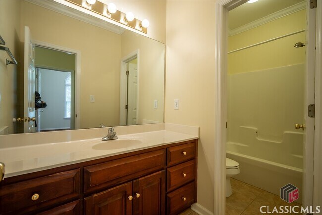 Building Photo - 1030 Laurel Springs Ct