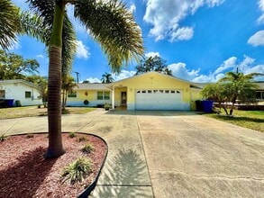 Building Photo - 1145 Stewart Dr