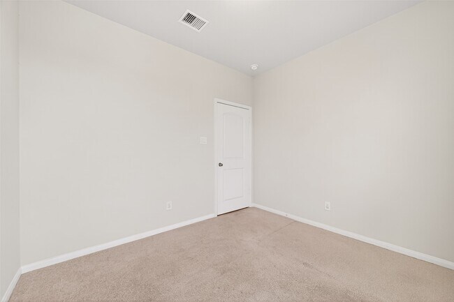 Building Photo - 1701 Cindy Ln