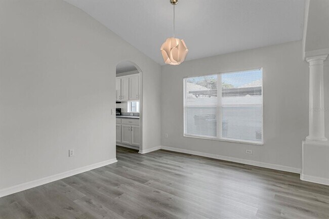 Building Photo - 15412 Montilla Loop