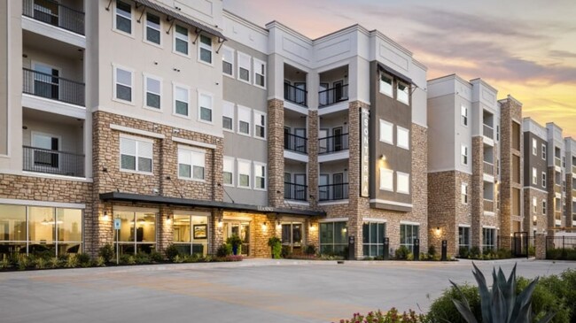 Building Photo - 20710 Huebner Rd