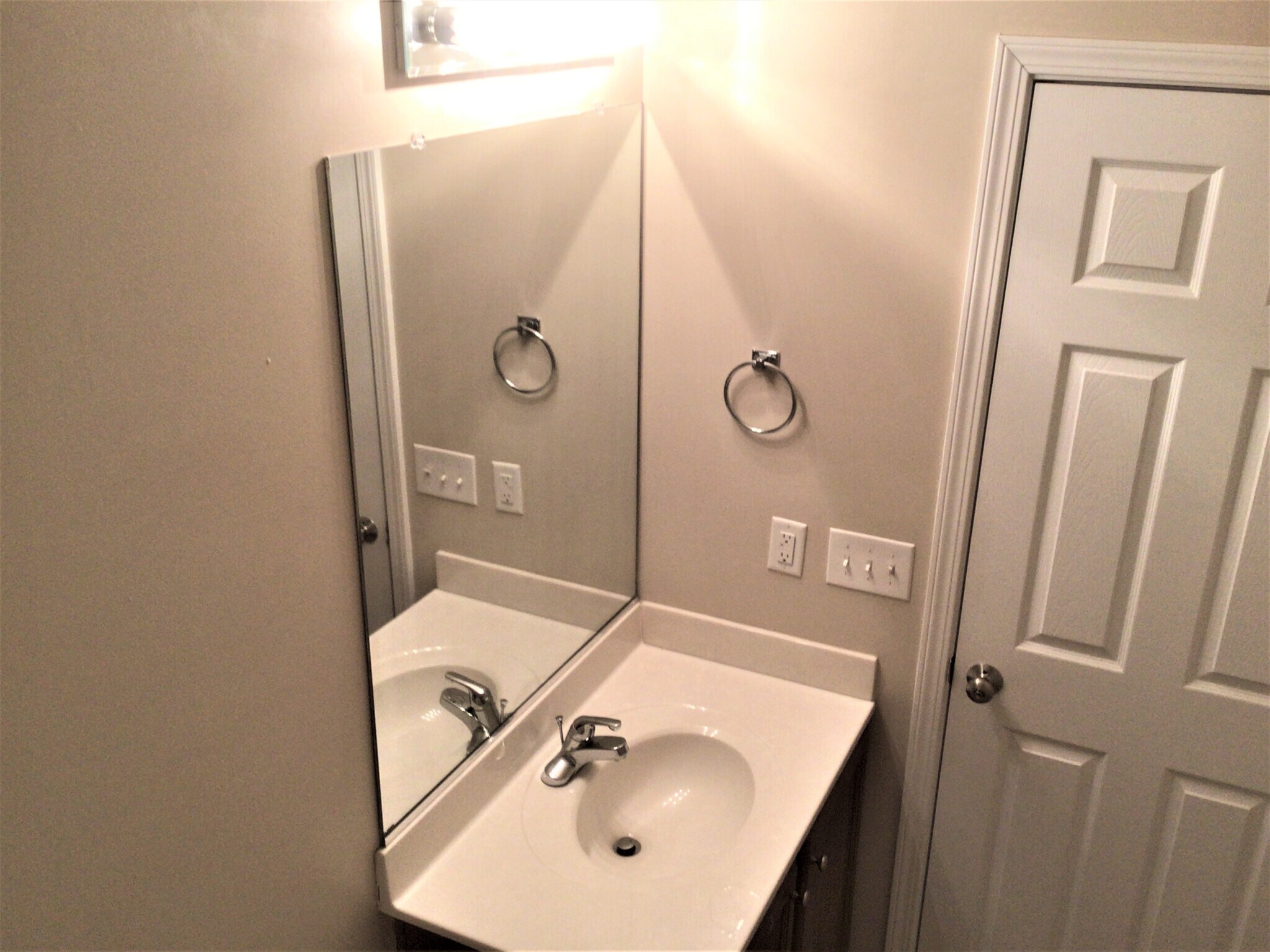 Building Photo - 4030 Tarrant Trace Cir