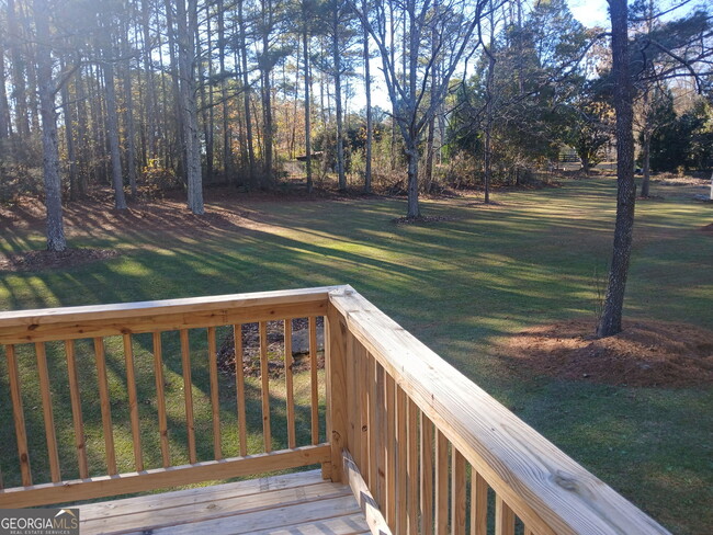 Building Photo - 115 Rockhurst Chase