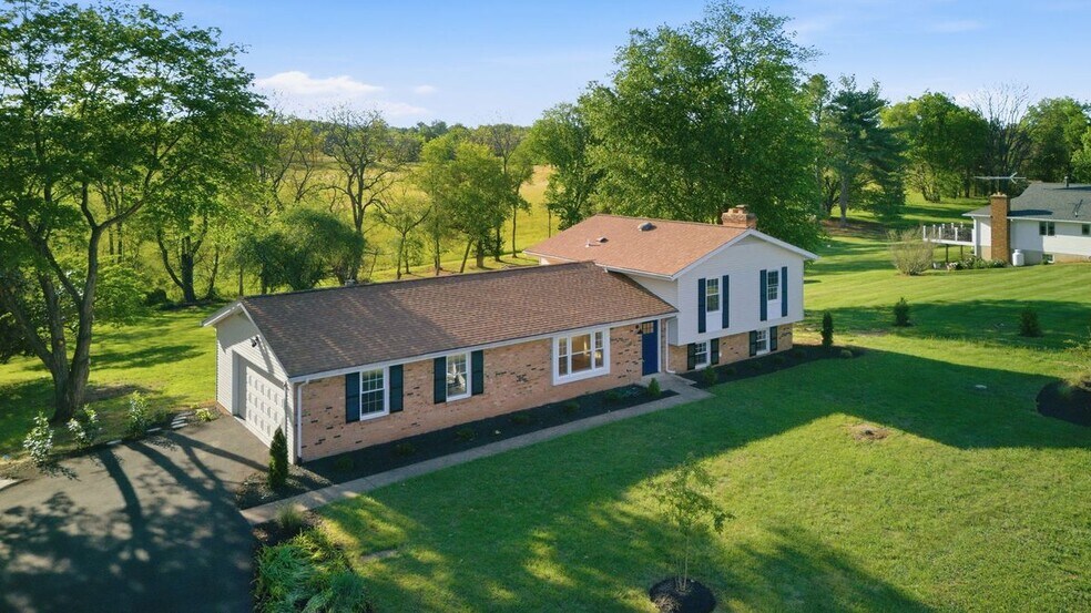 Building Photo - 4508 Old Field Dr