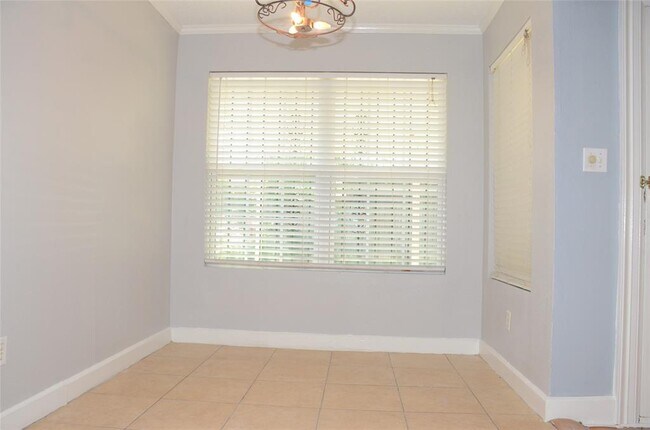 Building Photo - 6502 Briar Terrace Dr