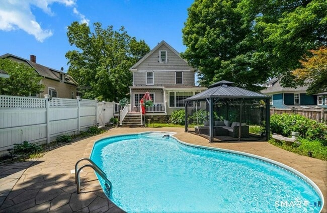 Building Photo - 38 Wooster Hts Rd