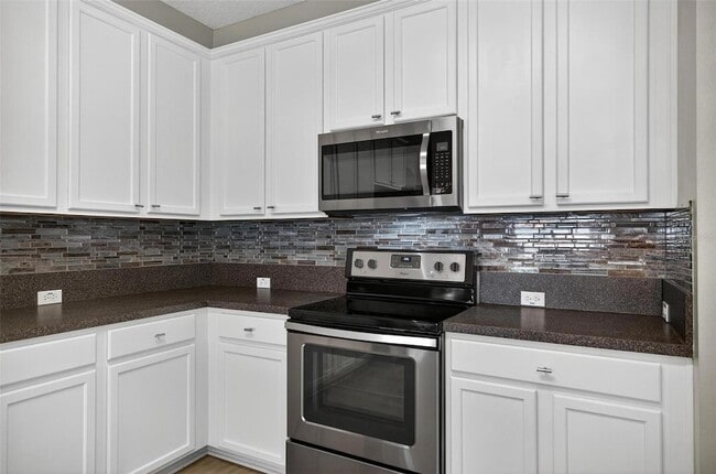 Building Photo - 37 Burnside Dr