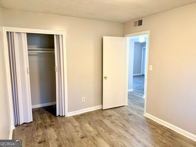 Building Photo - 111 W Burke St