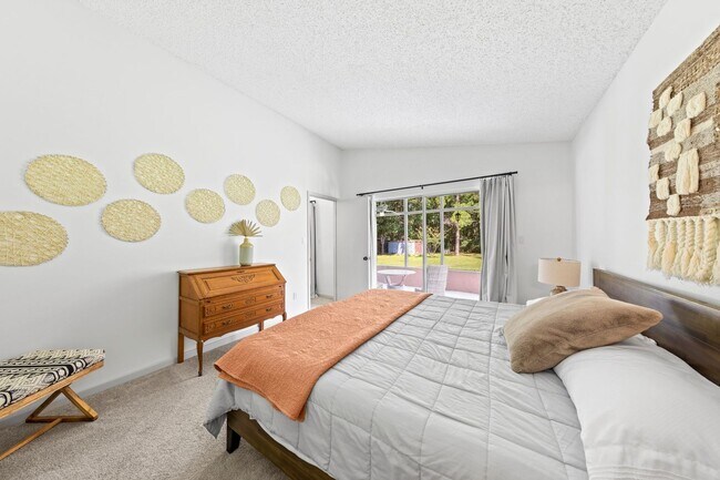 Building Photo - 3 Bedroom in the Heart of Niceville!