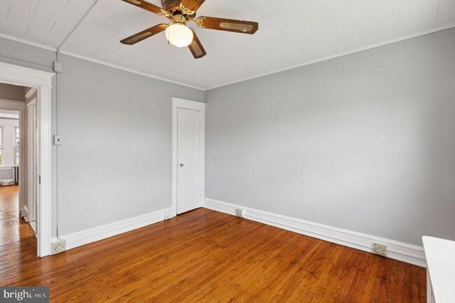 Building Photo - 1214 Van Kirk St