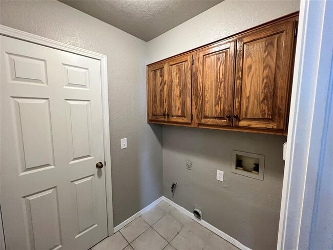 Building Photo - 1713 Rocky Mountain Way