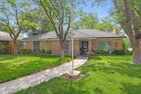 Building Photo - 5905 Pelman Pl