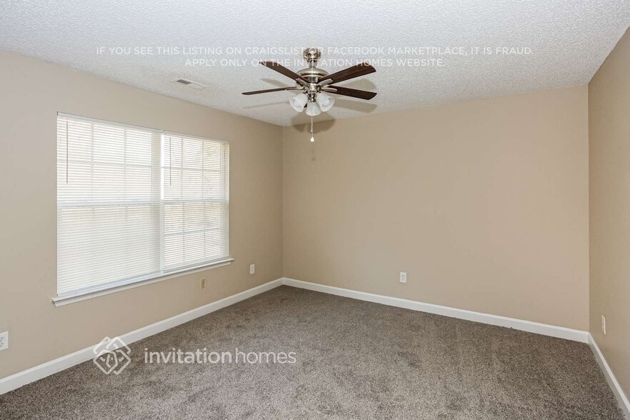 Building Photo - 2367 Marett Blvd Ext