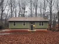 Building Photo - 3992 Joshua Ln