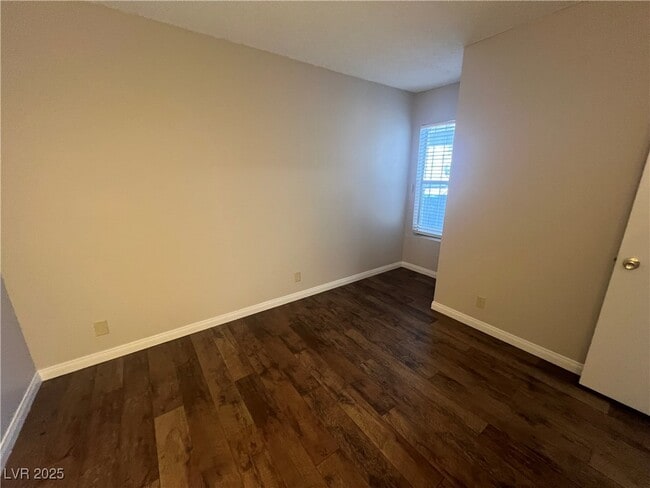 Building Photo - 6976 Mountain Meadow Ln