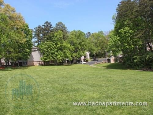 Building Photo - Meadowood Apartments