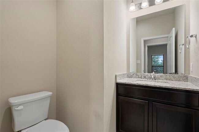 Building Photo - 244 Scenic Hills Cir