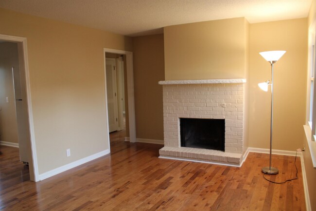 Building Photo - 7212 Sheffield Square