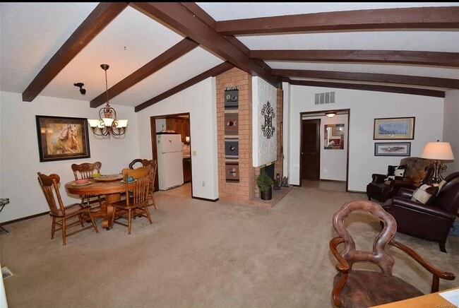 Building Photo - 3 Bedroom Townhome in Gleneagle