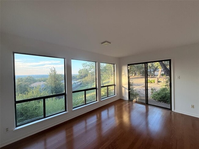 Building Photo - 112 Highlander Cove